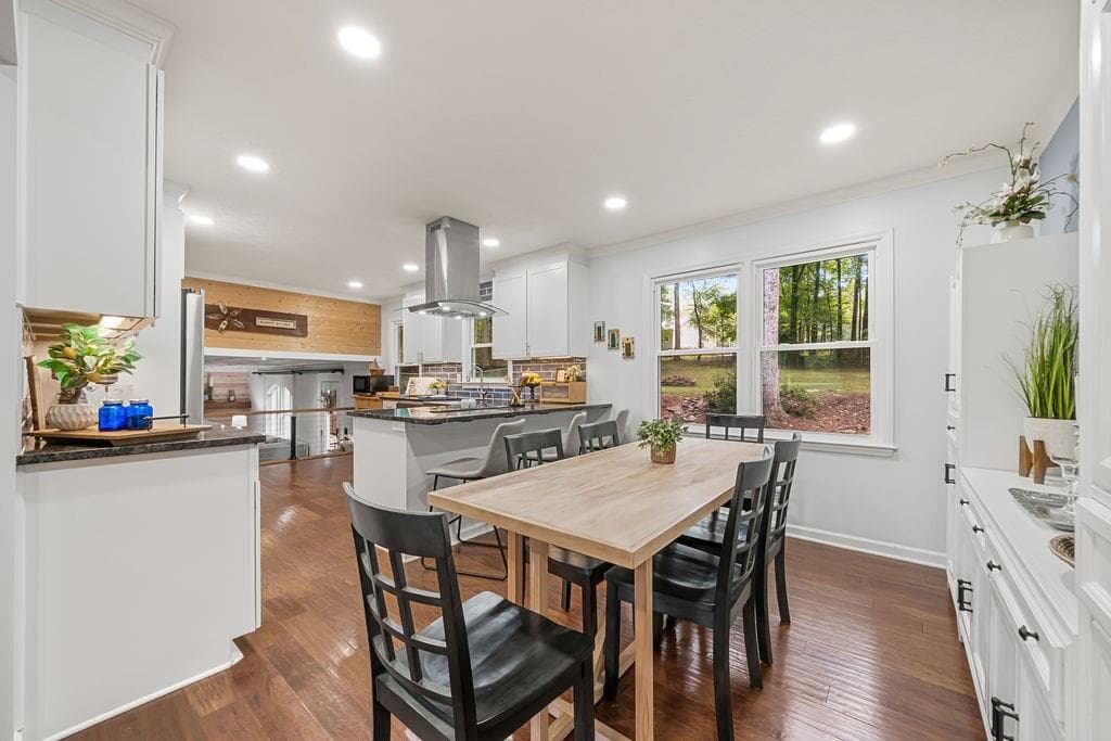 4 bedroom, 3 bathroom, 2,208 sq ft single family residence for sale at 573 Benson Hurst Drive, Mableton, GA 30126 — photo 9