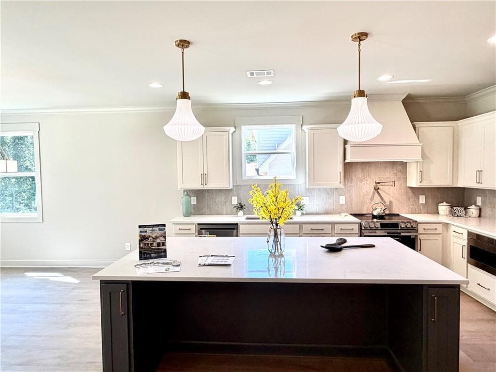5 bedroom, 5 bathroom, 2,973 sq ft single family residence for sale at 1430 Legend Drive, Greensboro, GA 30642 — photo 10