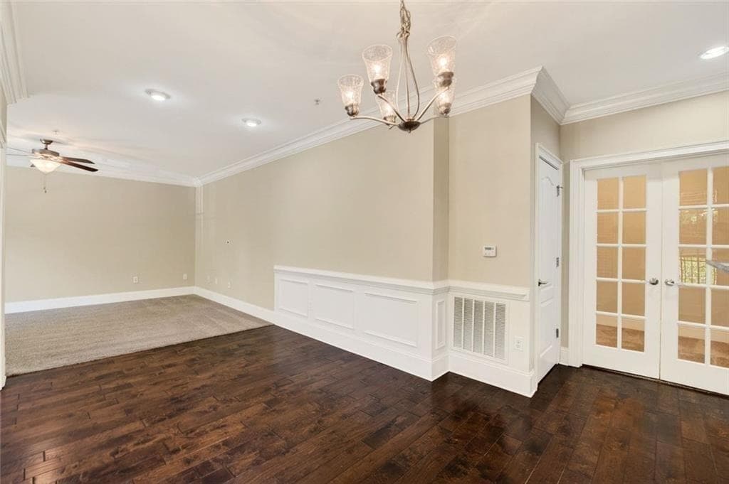1 bedroom, 1 bathroom, 1,141 sq ft condominium for sale at 2300 Peachford Road 4002, Dunwoody, GA 30338 — photo 6