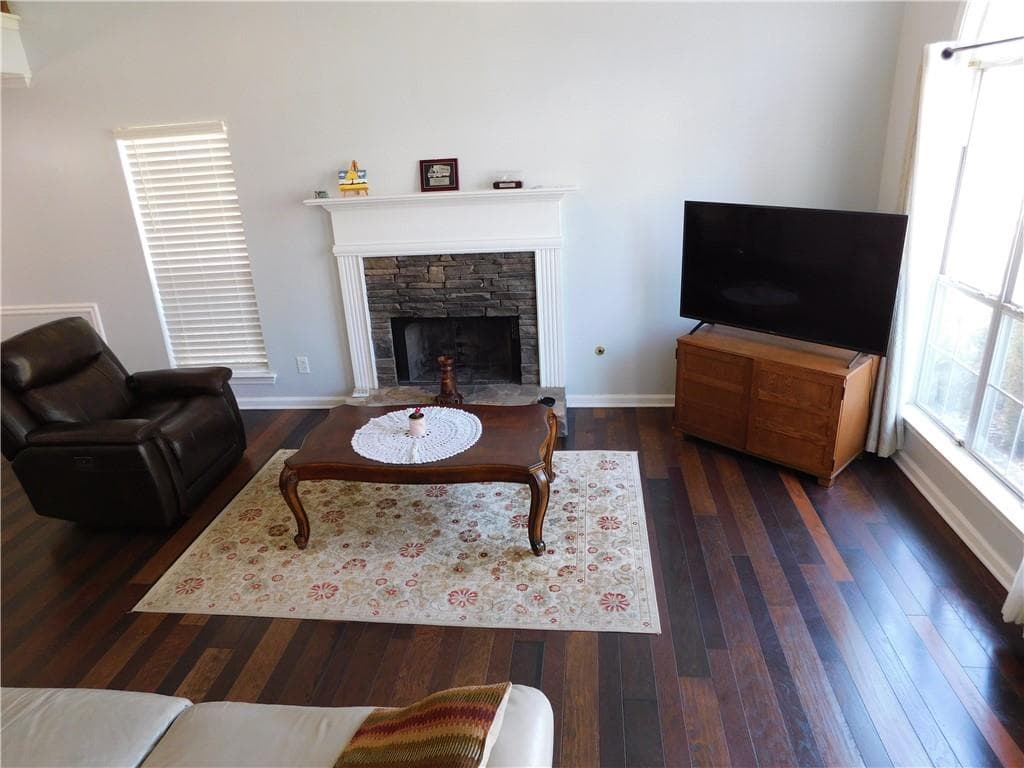 3 bedroom, 3 bathroom, 1,755 sq ft single family residence for sale at 214 Summer Hill Circle, Stockbridge, GA 30281 — photo 9