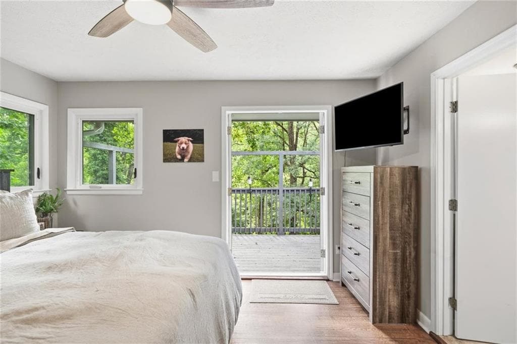 4 bedroom, 3 bathroom, 2,789 sq ft single family residence for sale at 2071 Luxuria Court, Tucker, GA 30084 — photo 5