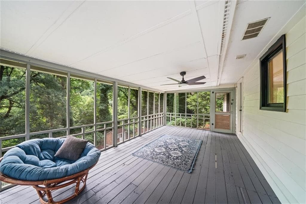 4 bedroom, 3 bathroom, 2,789 sq ft single family residence for sale at 2071 Luxuria Court, Tucker, GA 30084 — photo 6