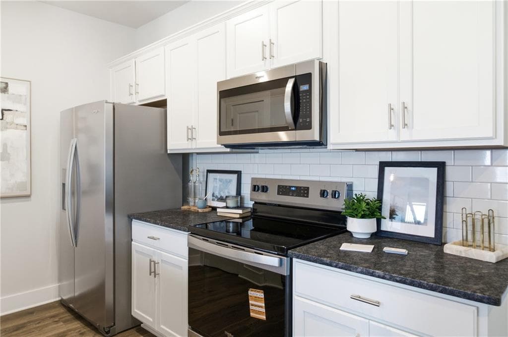 3 bedroom, 3 bathroom, 1,302 sq ft townhouse for sale at 153 Chastain Drive, Cartersville, GA 30120 — photo 6