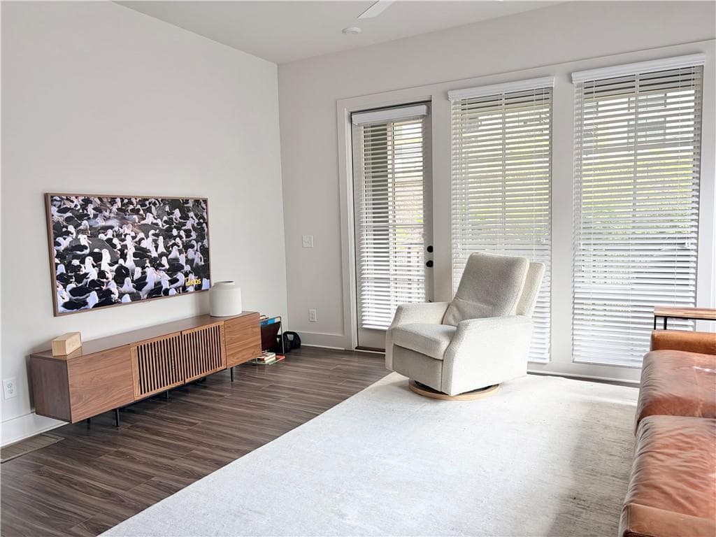 2 bedroom, 3 bathroom, 1,470 sq ft condominium for rent at 1275 Viney Place 12, Atlanta, GA 30318 for $2,900 a month — photo 8