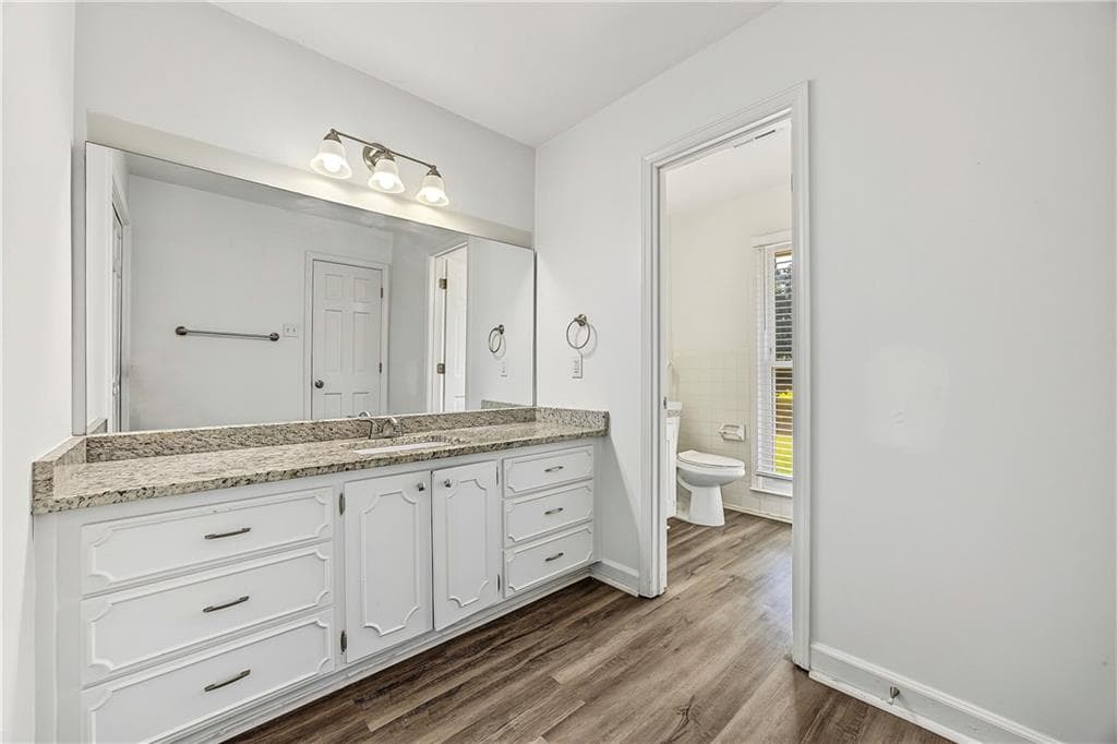 3 bedroom, 4 bathroom, 2,753 sq ft single family residence for sale at 875 Hickory Oak Hollow, Roswell, GA 30075 — photo 10