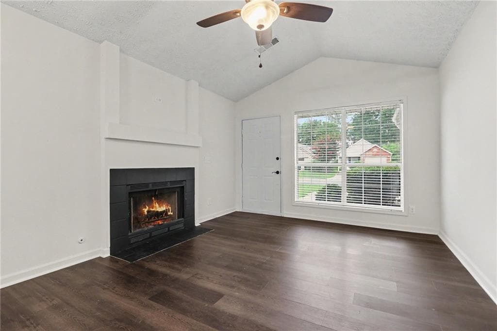 2 bedroom, 2 bathroom, 1,000 sq ft single family residence for sale at 3075 Barnwood Crossing, Duluth, GA 30097 — photo 7