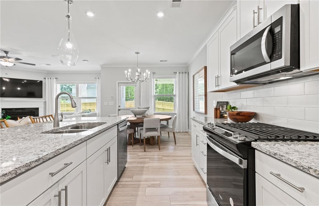 4 bedroom, 4 bathroom, 2,604 sq ft single family residence for sale at 300 Canoe Place, Villa Rica, GA 30180 — photo 9