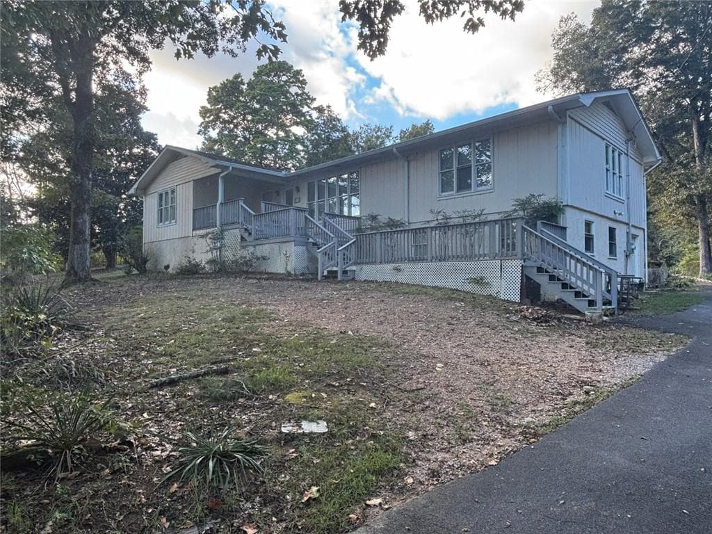 3 bedroom, 2 bathroom, 3,392 sq ft single family residence for sale at 210 Miller Mountain Road, Lindale, GA 30147 — photo 3