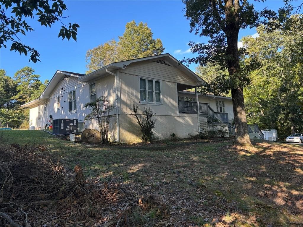 3 bedroom, 2 bathroom, 3,392 sq ft single family residence for sale at 210 Miller Mountain Road, Lindale, GA 30147 — photo 6