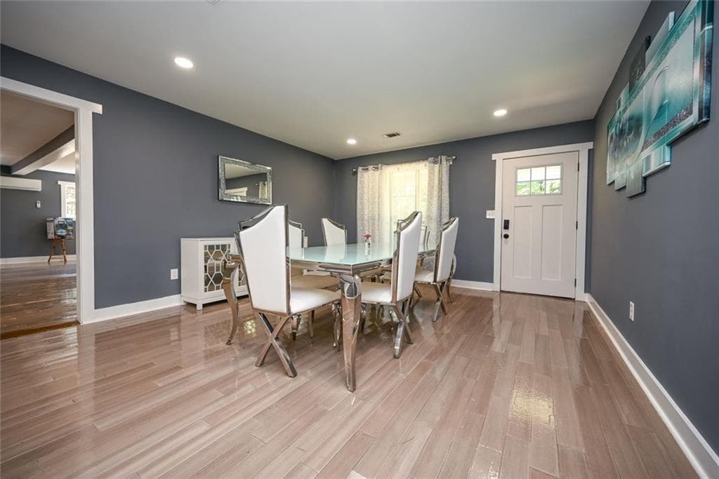 4 bedroom, 3 bathroom, 2,626 sq ft single family residence for sale at 727 Tanners Bridge Circle, Bethlehem, GA 30620 — photo 7