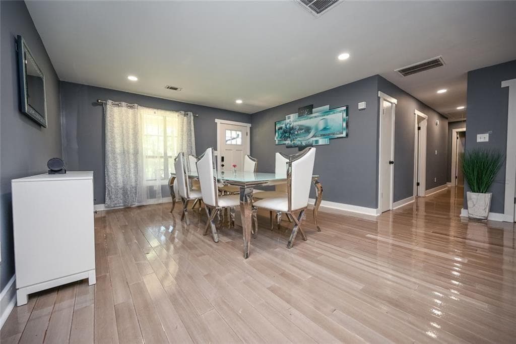 4 bedroom, 3 bathroom, 2,626 sq ft single family residence for sale at 727 Tanners Bridge Circle, Bethlehem, GA 30620 — photo 8