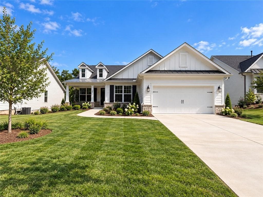 3 bedroom, 2 bathroom, 2,327 sq ft single family residence for sale at 722 Highgrove Pass, Canton, GA 30115