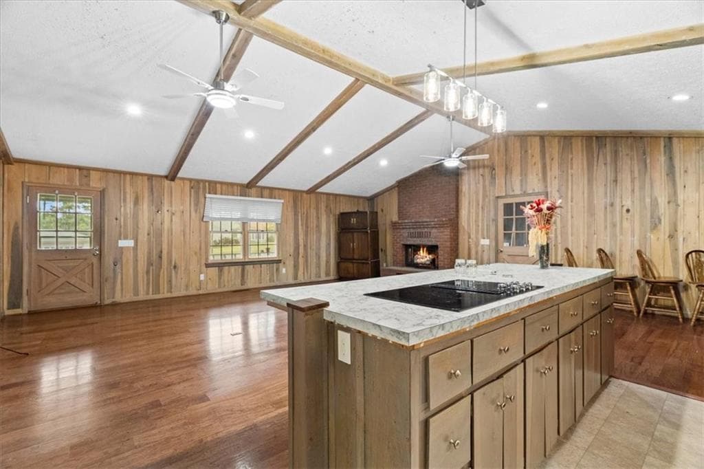 3 bedroom, 2 bathroom, 2,606 sq ft single family residence under contract at 130 Versallies Drive, Calhoun, GA 30701 — photo 7