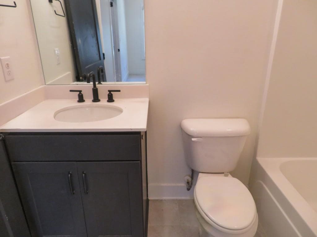 3 bedroom, 4 bathroom, 2,332 sq ft townhouse for sale at 2452 Sycamore Road, Atlanta, GA 30318 — photo 8