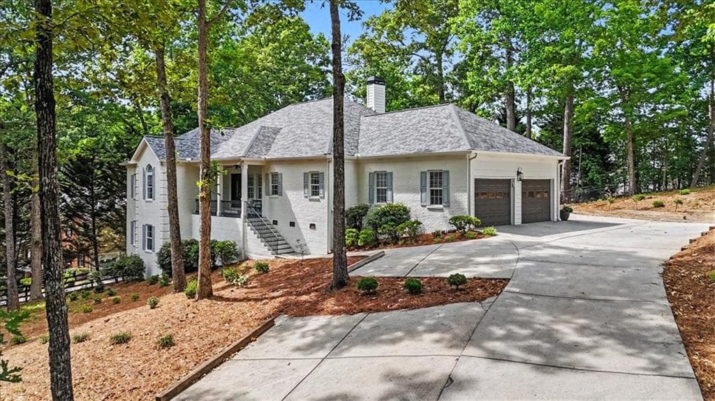 4 bedroom, 3 bathroom, 2,645 sq ft single family residence for sale at 1050 Wiley Bridge Road, Woodstock, GA 30188 — photo 2
