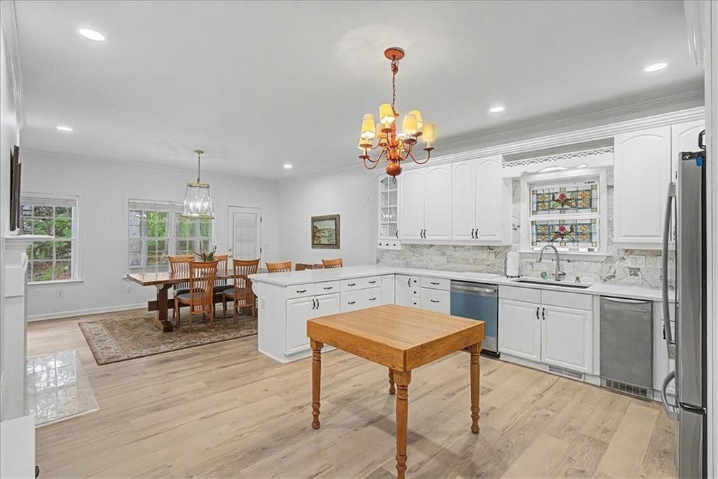 4 bedroom, 3 bathroom, 2,645 sq ft single family residence for sale at 1050 Wiley Bridge Road, Woodstock, GA 30188 — photo 7