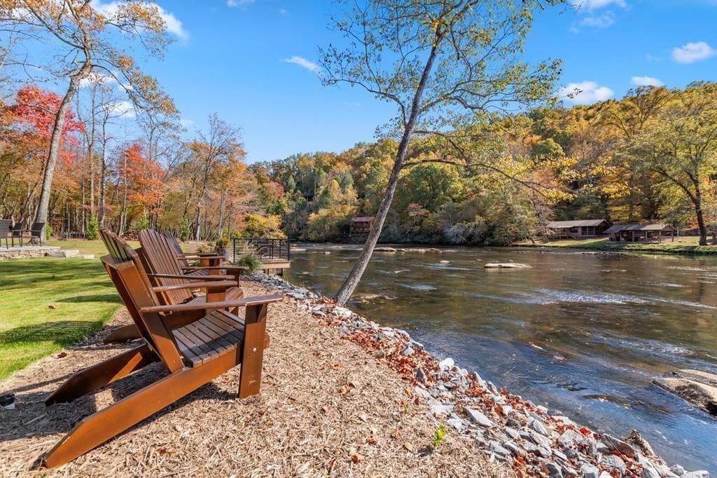 4 bedroom, 5 bathroom, 2,968 sq ft single family residence for sale at LOT 13 River Rock Lane, Blue Ridge, GA 30513 — photo 8