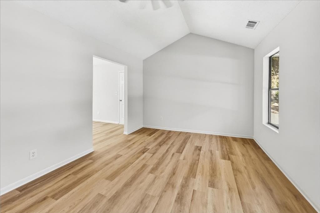 4 bedroom, 3 bathroom, 1,835 sq ft single family residence for sale at 2397 Verna Drive, Decatur, GA 30034 — photo 4