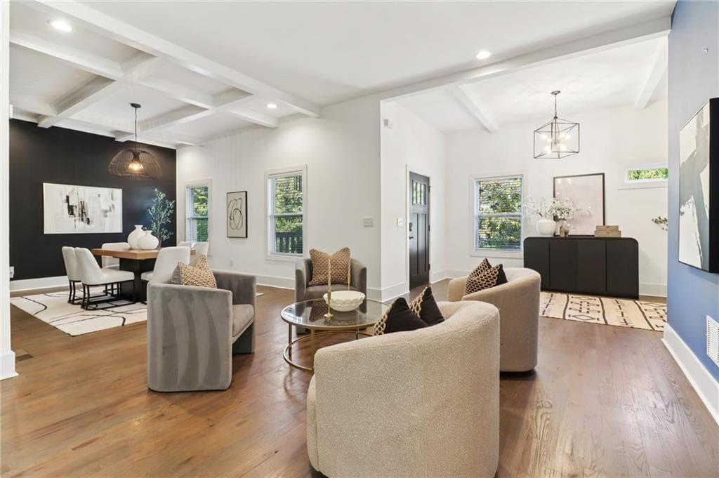 6 bedroom, 5 bathroom, 3,006 sq ft single family residence for rent at 325 Sisson Avenue, Atlanta, GA 30317 for $6,700 a month — photo 7