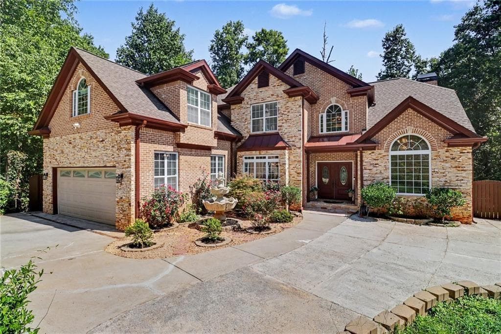 6 bedroom, 6 bathroom, 5,950 sq ft single family residence for sale at 760 Links View Drive, Sugar Hill, GA 30518