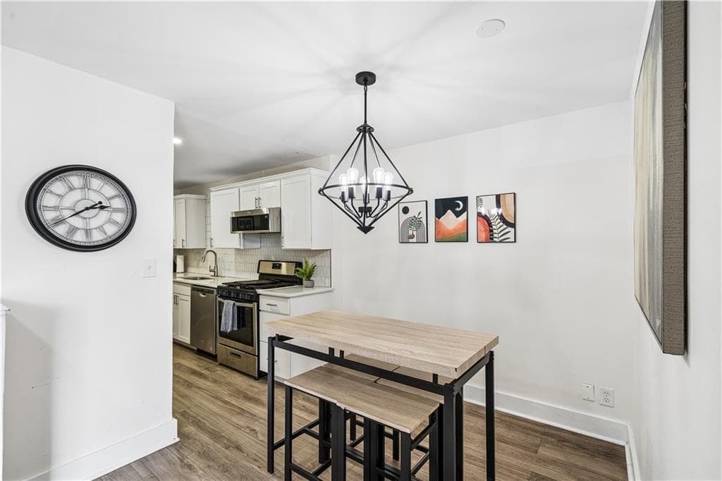 2 bedroom, 1 bathroom, 931 sq ft condominium for sale at 215 Piedmont Avenue 1007, Atlanta, GA 30308 — photo 8