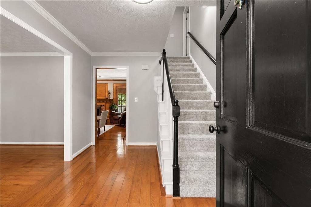 3 bedroom, 3 bathroom, 2,135 sq ft single family residence for sale at 3025 Wax Wing Court, Kennesaw, GA 30144 — photo 9