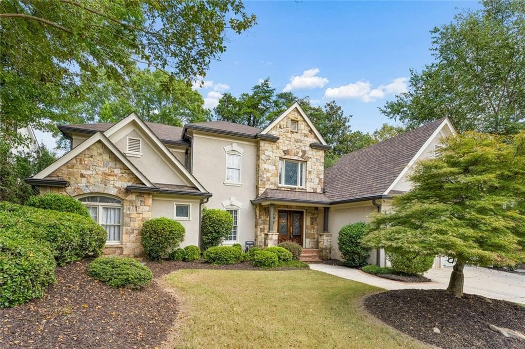 4 bedroom, 3 bathroom, 3,065 sq ft single family residence for sale at 715 Clubside Drive, Roswell, GA 30076 — photo 9