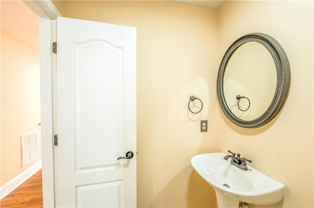 3 bedroom, 3 bathroom, 1,800 sq ft single family residence for sale at 5629 Bald Ridge Trail, Gainesville, GA 30506 — photo 10