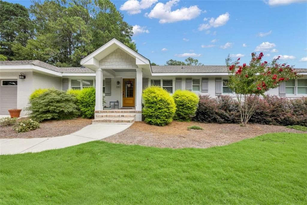 3 bedroom, 3 bathroom, 1,624 sq ft single family residence for sale at 5183 Old Monticello Street, Covington, GA 30014 — photo 2