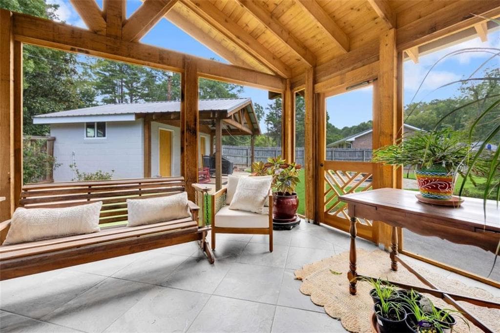 3 bedroom, 3 bathroom, 1,624 sq ft single family residence for sale at 5183 Old Monticello Street, Covington, GA 30014 — photo 6