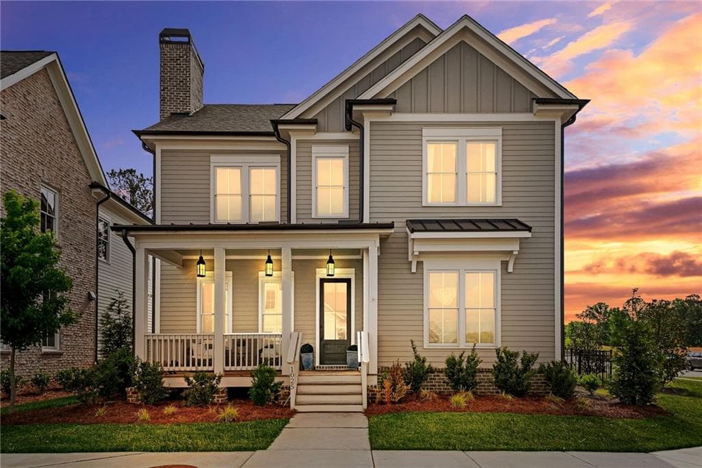 Luxury $1M+
