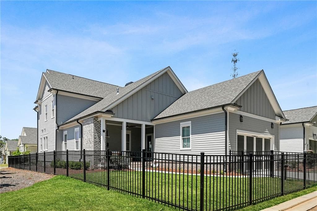 4 bedroom, 4 bathroom, 2,770 sq ft single family residence for sale at 1025 Crossroads Trail, Milton, GA 30004 — photo 3
