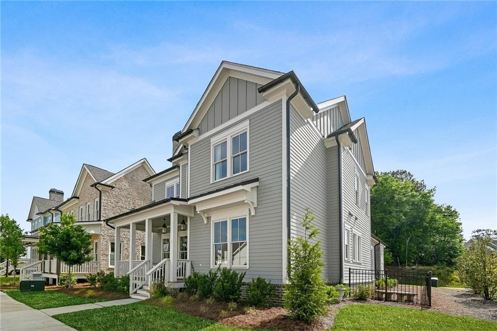 4 bedroom, 4 bathroom, 2,770 sq ft single family residence for sale at 1025 Crossroads Trail, Milton, GA 30004 — photo 5