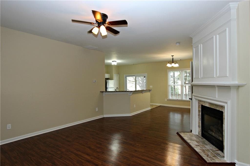 3 bedroom, 3 bathroom, 1,542 sq ft single family residence for rent at 305 Wittenridge Court, Alpharetta, GA 30022 for $2,575 a month — photo 2
