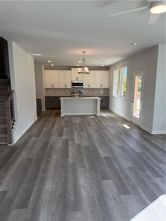 4 bedroom, 3 bathroom, 2,636 sq ft single family residence for sale at 8131 Pine Ridge Road, South Fulton, GA 30213 — photo 4