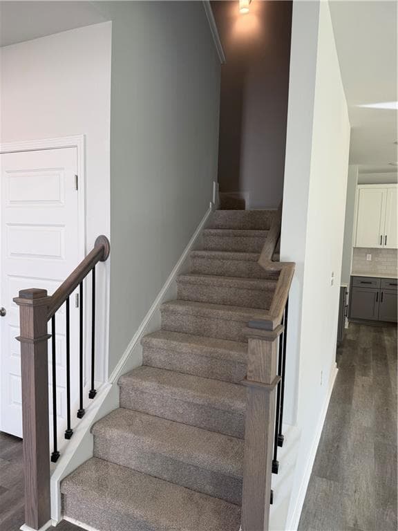 4 bedroom, 3 bathroom, 2,636 sq ft single family residence for sale at 8131 Pine Ridge Road, South Fulton, GA 30213 — photo 7