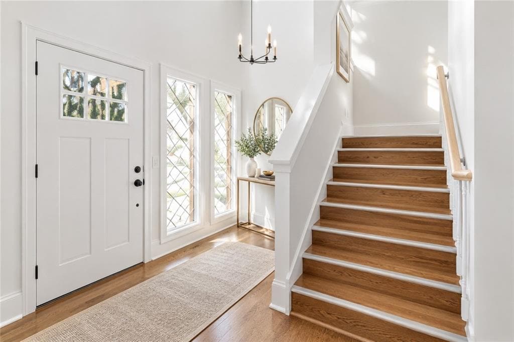 5 bedroom, 5 bathroom, 2,797 sq ft single family residence for sale at 8975 Martin Road, Roswell, GA 30076 — photo 2