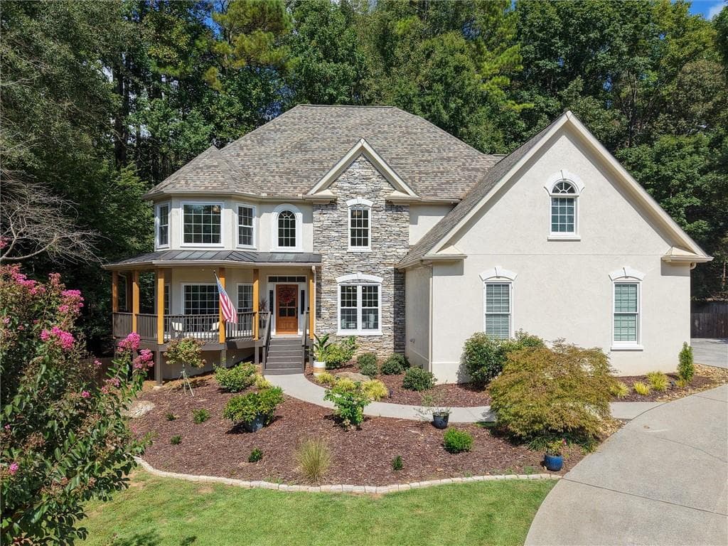 6 bedroom, 5 bathroom, 5,008 sq ft single family residence for sale at 4544 Cavallon Way, Acworth, GA 30101 — photo 2