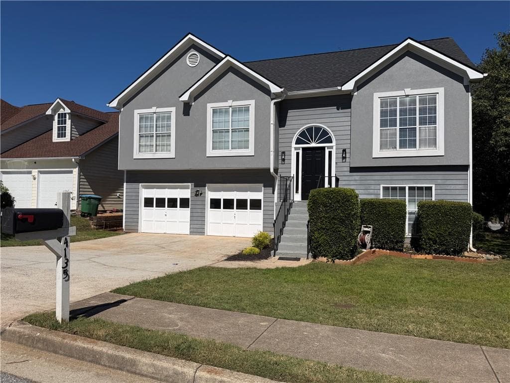5 bedroom, 3 bathroom single family residence for rent at 4135 Wildridge Drive #A, Duluth, GA 30096 for $2,800 a month — photo 2