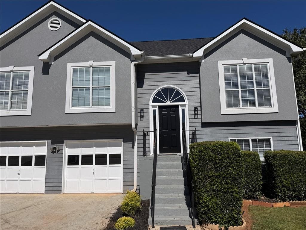 5 bedroom, 3 bathroom single family residence for rent at 4135 Wildridge Drive #A, Duluth, GA 30096 for $2,800 a month — photo 5