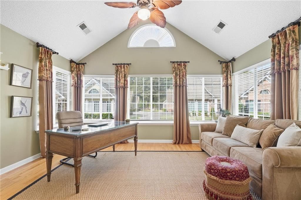 2 bedroom, 2 bathroom, 1,550 sq ft condominium for sale at 1402 Sweet Apple Circle, Alpharetta, GA 30004 — photo 4
