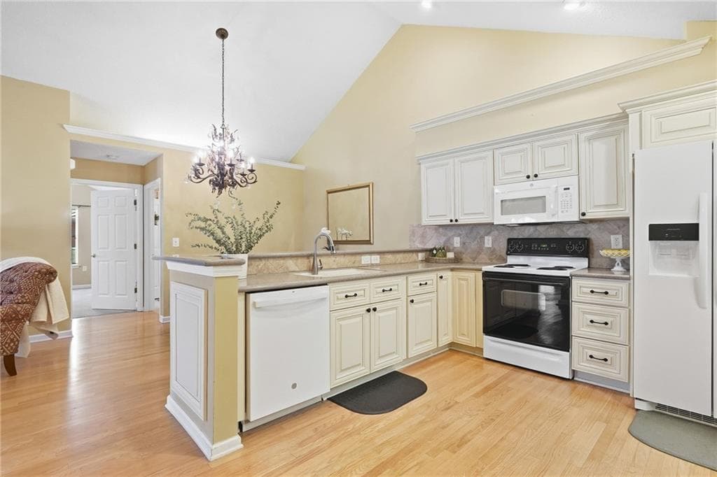 2 bedroom, 2 bathroom, 1,550 sq ft condominium for sale at 1402 Sweet Apple Circle, Alpharetta, GA 30004 — photo 10