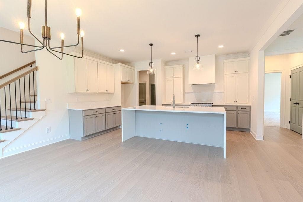 4 bedroom, 4 bathroom, 3,275 sq ft single family residence for sale at 388 Races Road, Hoschton, GA 30548 — photo 8