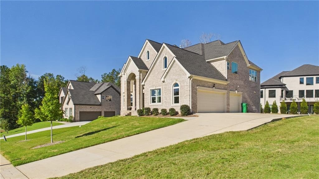 6 bedroom, 7 bathroom, 5,500 sq ft single family residence for sale at 4604 Mossey Drive, Stonecrest, GA 30038 — photo 3