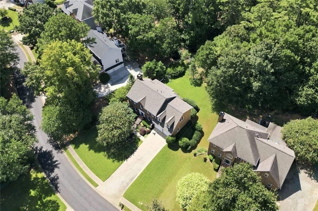 5 bedroom, 3 bathroom, 2,987 sq ft single family residence for sale at 2775 Saddlebrook Way, Marietta, GA 30064 — photo 3