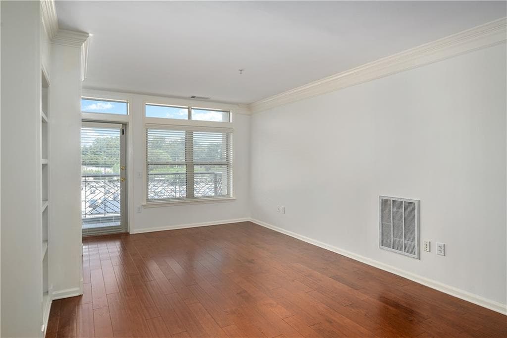 2 bedroom, 2 bathroom, 1,386 sq ft condominium for rent at 3334 Peachtree Road 209, Atlanta, GA 30326 for $2,800 a month — photo 7