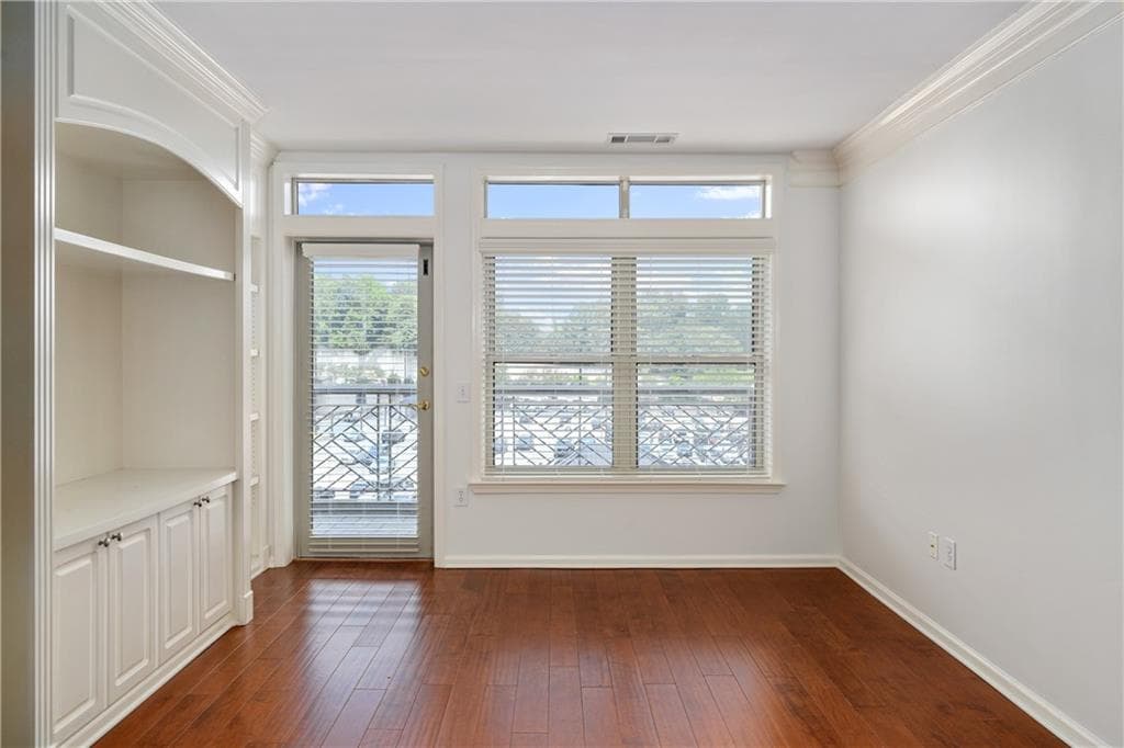 2 bedroom, 2 bathroom, 1,386 sq ft condominium for rent at 3334 Peachtree Road 209, Atlanta, GA 30326 for $2,800 a month — photo 9