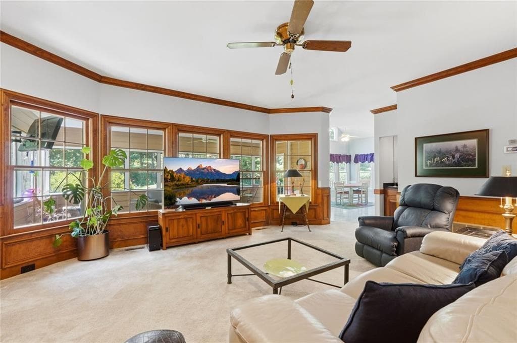 5 bedroom, 3 bathroom, 2,987 sq ft single family residence for sale at 2775 Saddlebrook Way, Marietta, GA 30064 — photo 9