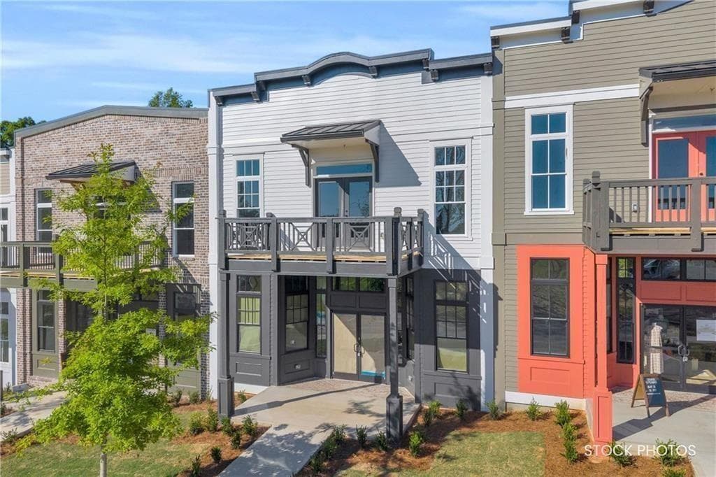 2 bedroom, 2 bathroom, 1,350 sq ft townhouse for rent at 1058 Homestead Way Street, Dacula, GA 30019 for $2,500 a month — photo 2