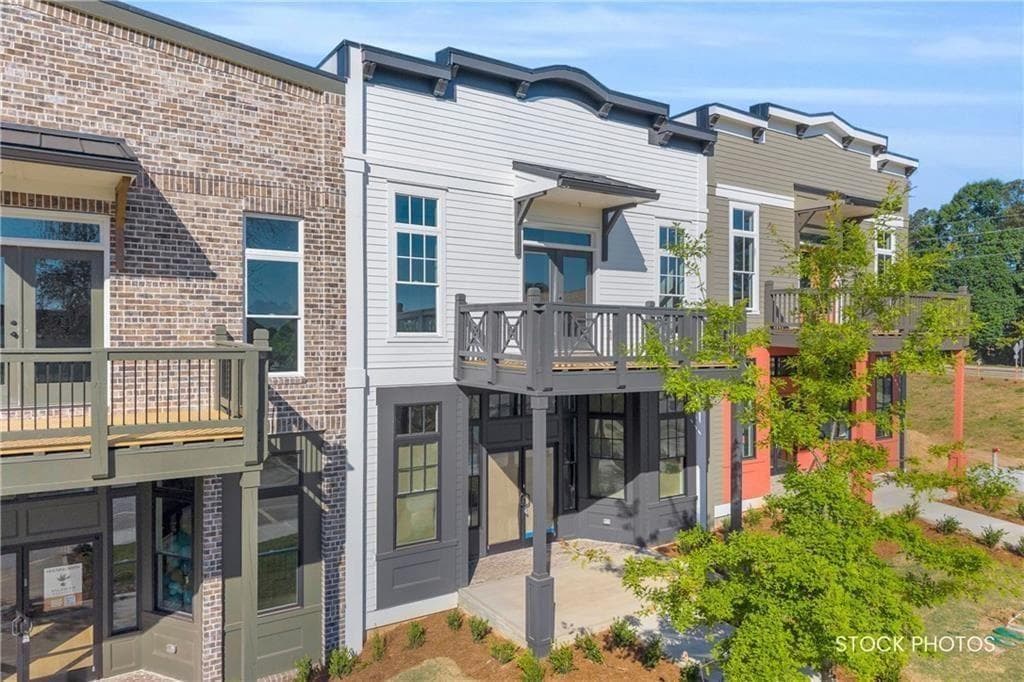 2 bedroom, 2 bathroom, 1,350 sq ft townhouse for rent at 1058 Homestead Way Street, Dacula, GA 30019 for $2,500 a month — photo 3